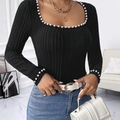 Кофтинка з намистинами