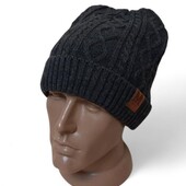 Теплая мужская шапка с меховым утеплителем в идеале!