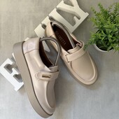 ✨ Лофери актуальна новинка . 23,5 см пара в коробці з пильничками . Рекомендую