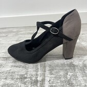 Текстильные туфли на каблуках под замш 38 р