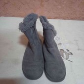 Фірмові дитячі чобітки,устілка 21,розмір 33