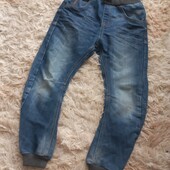 Джинсы на 6-7 лет