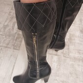 Marco Tozzi. Новые такие от 3000. Утепленные кожаные сапоги 38р в отличном состоянии