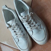 2 пари в лоті (23, 5 см)