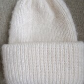 Шапка вязаная
