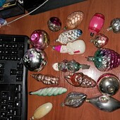 Новорічні скляні іграшки "колишні"