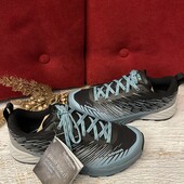 Lowa,оригінал,із спорт-матеріалу,розмір 39,5,устілка 25,5