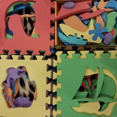 Коврик пазли для дитини. Багато..