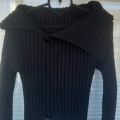 Оригінальний светрик з відкритими плечиками. Див.заміри