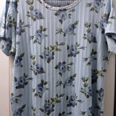 Гарна трикотажна футболочка, розмір десь XXL, дивіться заміри.