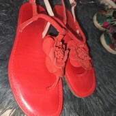 Arezzo, 40p червоні босоніжки через пальчик, шкіра!