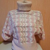 Светер жіночий , стан ідеальний Розмір S-M ангора, вовна