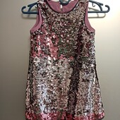 Платье нарядное с паетками