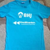 Класна бавовняна футболка на 8/10років