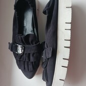 Шикарная модель. Замшевые туфли лоферы, кожаные внутри. Удобные, как тапочки