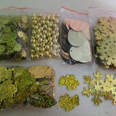 Сніжинки, наместинки і паєтки 750шт