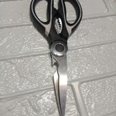 Новые кухонные ножницы