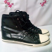 Blu Motion Утеплені високі кеди , снікерси верх натур. шкіра роз 38 Багато різних лотів.