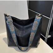 Сучасна модна сумка чорна