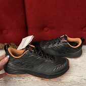 Lowa,оригінал,із спорт-матеріалу,розмір 40,устілка 26