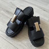 Шльопанці 37р. нат. шкіра.