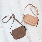 ⚜️:Сумка на 5 відділень, темна.