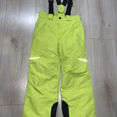 Відмінний стан.Яскравий напівкомбінезон на зріст 110-116см.