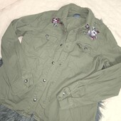 Primark uk10 хакі сорочка котон з вишивкою