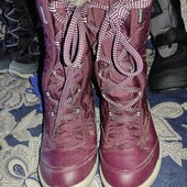 Цікаві чоботи Quechua 35p