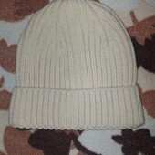 Нова жіноча шапка