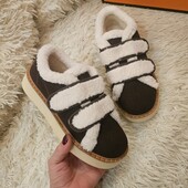 Нові кросівки зима пара 37,38,39,41 р