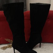 Високі чоботи із еко замші від About you,розмір 40 .Останні