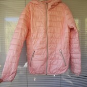 Легка стьобана куртка на теплу осінь