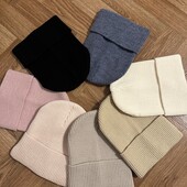 Демісезонна трикотажна шапка. По вашій ставці можете докупити ще і інший колір