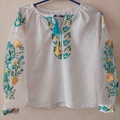 Оригінальна вишиванка дівчинці 8- 10р