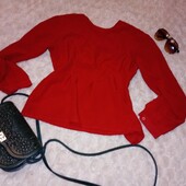 Жіноча червона приталена блуза