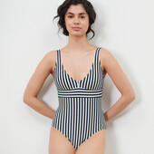 ♕ Шикарний злитий купальник з UF захистом від Tchibo (Німеччина) розмір наш 50-52(44 євро)