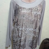 Легка віскозна кофтинка в грудях 126 см.