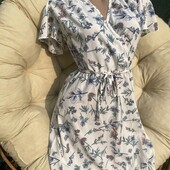 Сукня у квіти