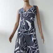 Плаття зі стрейчевої джинсової тканини з малюнком 44 розмір (38 євророзмір)