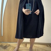 Стильное платье с приспущенными плечами, размер 22