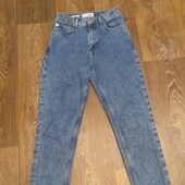 Джинсы мом в идеале Mango