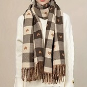 Легкий ніжний шарф у клітинку 2 варіанти на вибір — бежево‑коричневий, універсальний стиль