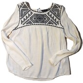 Сорочка с вишивкой розмір 10 евро 38