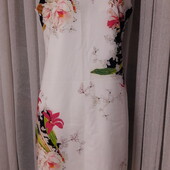 Розпродаж! Ніжна сукня футляр