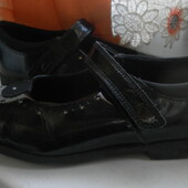 Кожаные туфли Clarks состояние очень хорошее