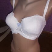 Гарний фірмовий бюстгальтер John Lewis collection р.30F