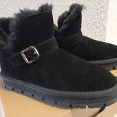 Натуральні уггі