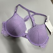 23. Бюстгальтер пушап 85В