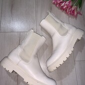 Черевики 38 розміру ,устілка 25см.